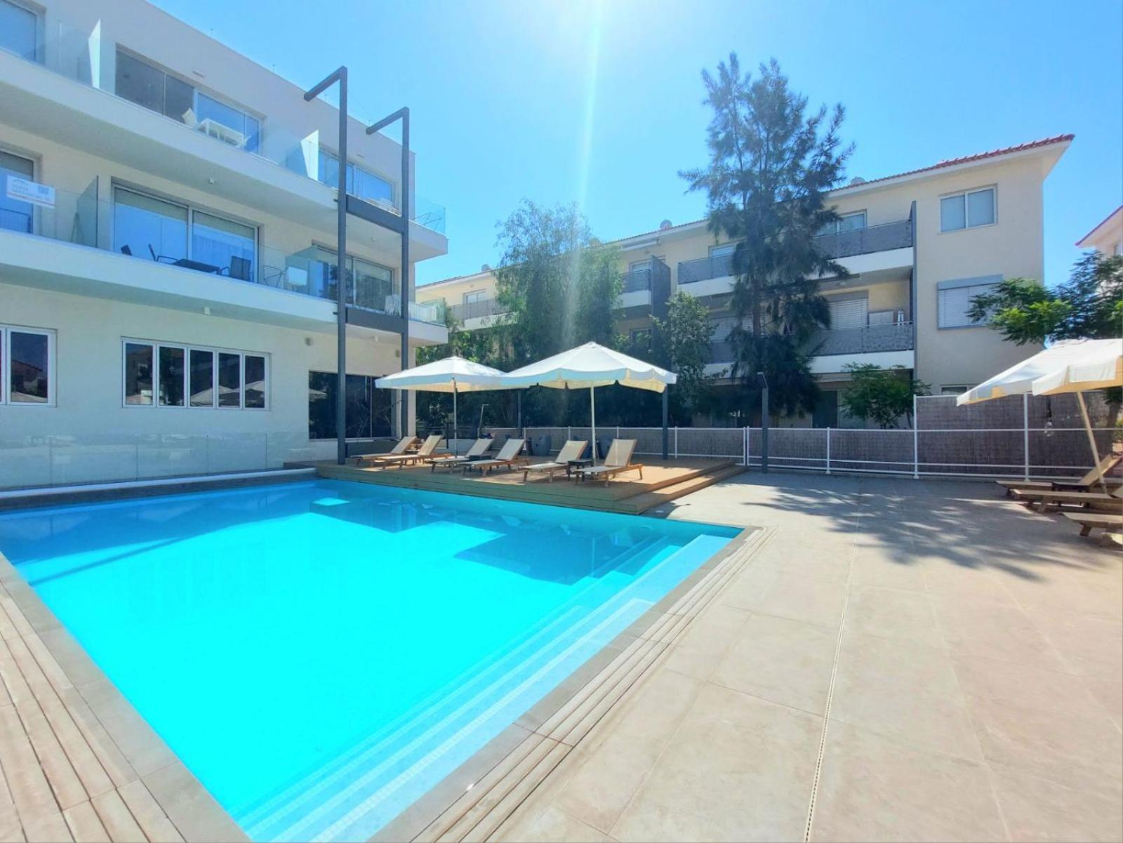 Mythical Sands Resort - Antonios Paralimni Buitenkant foto
