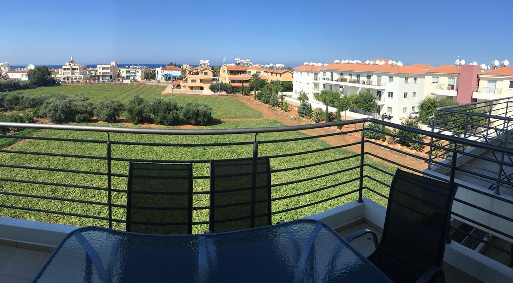 Mythical Sands Resort - Antonios Paralimni Buitenkant foto